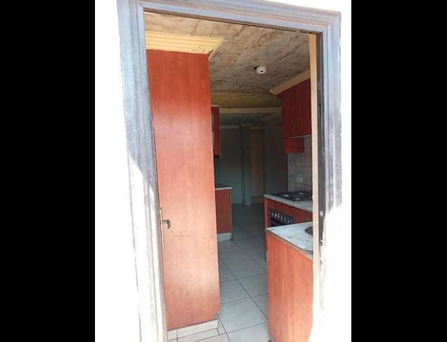 3 BEDROOM HOUSE FOR SALE IN PROTEA GLEN EXT